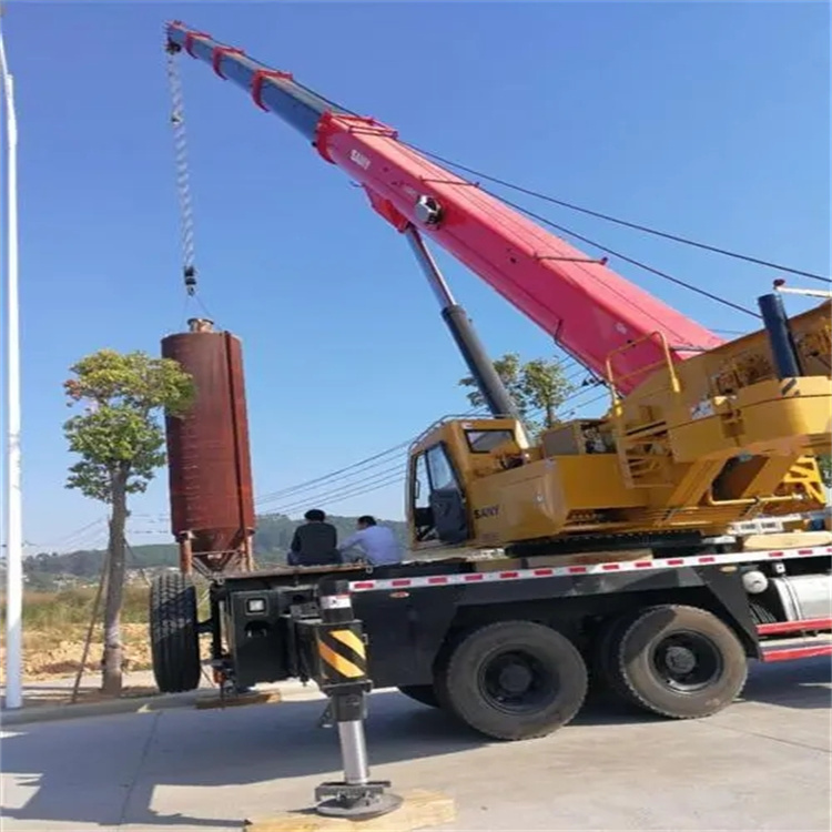 博兴专业吊车租赁多少钱