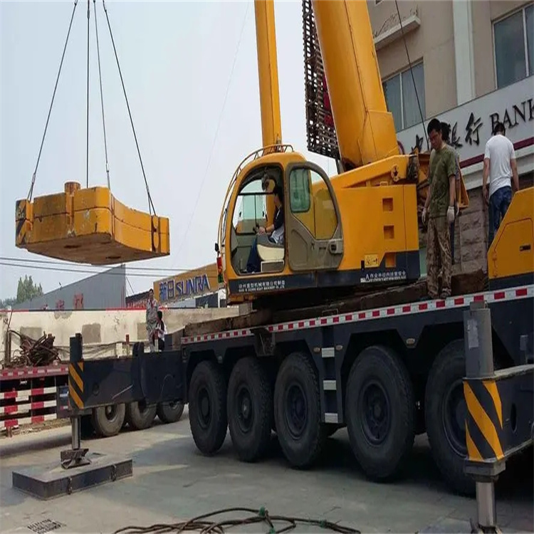 博兴当地吊车出租|机器吊装|75吨|工厂搬迁服务