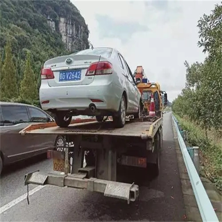 博兴吊车吊小车正确部位